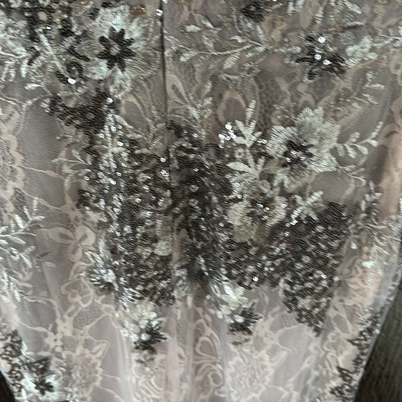 Mac Duggal EMBELLISHED V NECK ILLUSION LONG SLEEVE GOWN size 8 NEW $698 Taupe - Picture 14 of 17